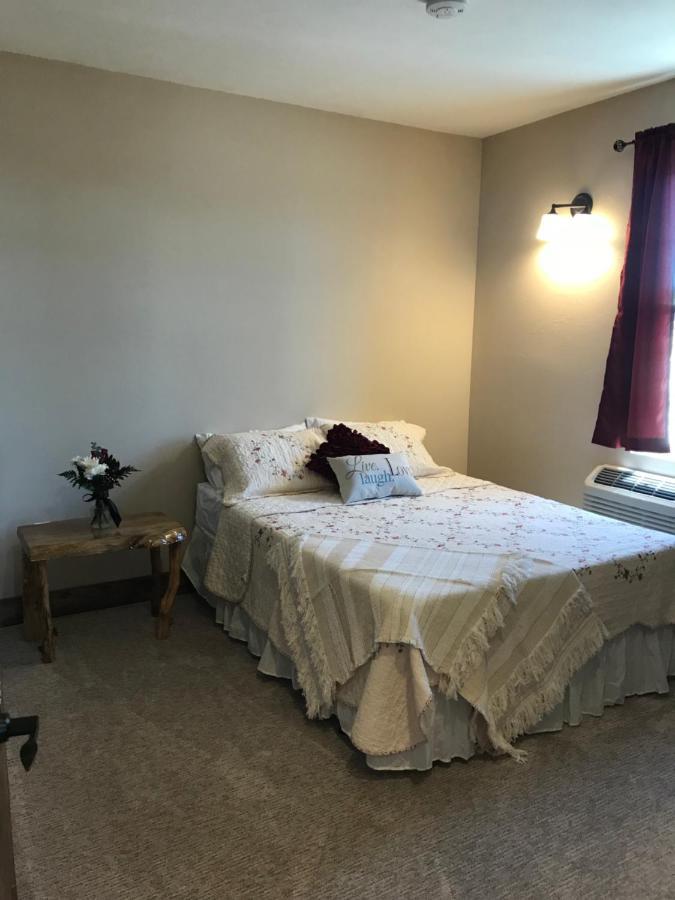 Twister'S Bed And Breakfast Гернсі Екстер'єр фото